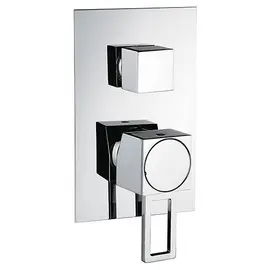 СМЕСИТЕЛЬ ДЛЯ ДУША С ДЕВИАТОРОМ EMMEVI GEA CR26029LA