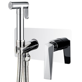 ГИГЕНИЧЕСКАЯ ЛЕЙКА СО СМЕСИТЕЛЕМ BOHEME VENTURO ХРОМ