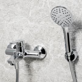 СМЕСИТЕЛЬ ДЛЯ ВАННЫ С КОРОТКИМ ИЗЛИВОМ WASSERKRAFT RHIN 4401