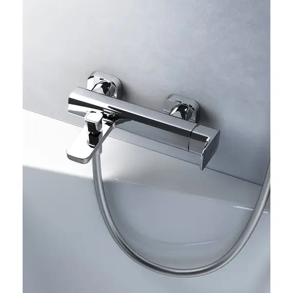 СМЕСИТЕЛЬ ДЛЯ ВАННЫ RAVAK TD 022.00/150 ММ