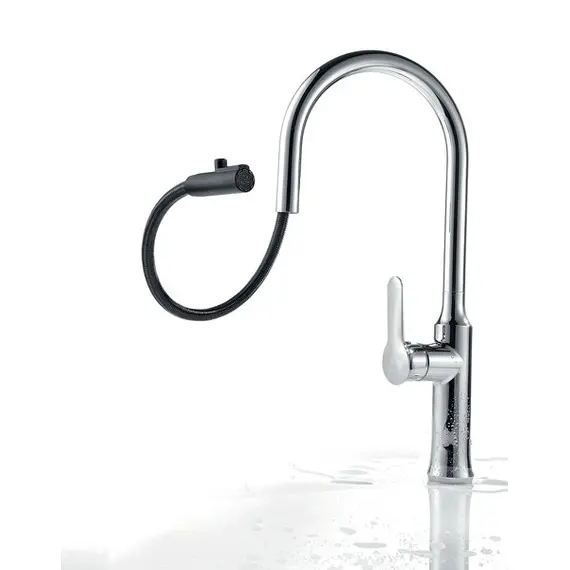 СМЕСИТЕЛЬ ДЛЯ МОЙКИ С ВЫДВИЖНЫМ РАСПЫЛИТЕЛЕМ RAVAK KM 017.00