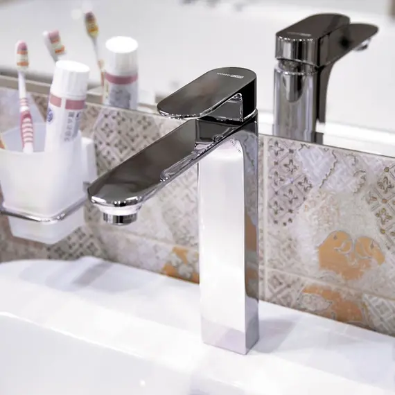 СМЕСИТЕЛЬ ДЛЯ УМЫВАЛЬНИКА WASSERKRAFT DINKEL 5803H