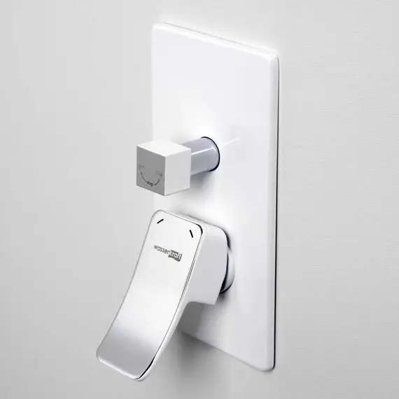 СМЕСИТЕЛЬ ДЛЯ ВАННЫ И ДУША WASSERKRAFT ALLER 10641WHITE