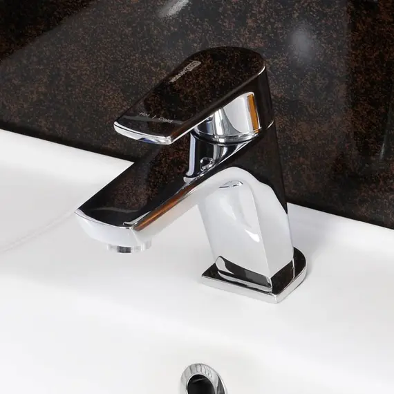 СМЕСИТЕЛЬ ДЛЯ УМЫВАЛЬНИКА WASSERKRAFT DILL 6103