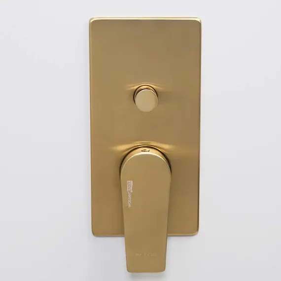 СМЕСИТЕЛЬ ДЛЯ ВАННЫ И ДУША WASSERKRAFT AISCH 5561