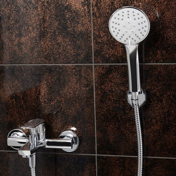 СМЕСИТЕЛЬ ДЛЯ ВАННЫ С КОРОТКИМ ИЗЛИВОМ WASSERKRAFT DILL 6101