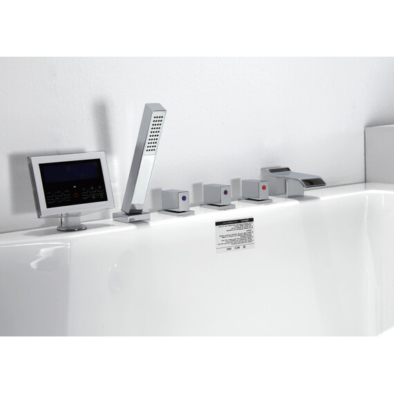 АКРИЛОВАЯ ВАННА GEMY G9066 II K R