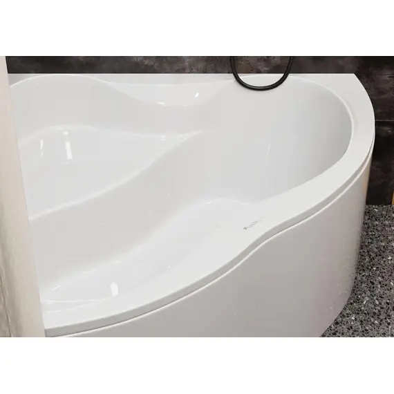 ВАННА АКРИЛОВАЯ VAGNERPLAST IRIS 143X143