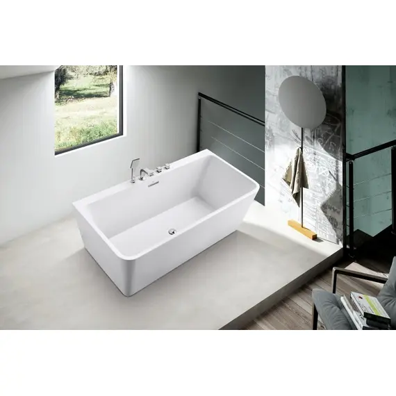 АКРИЛОВАЯ ВАННА PARIS-SM