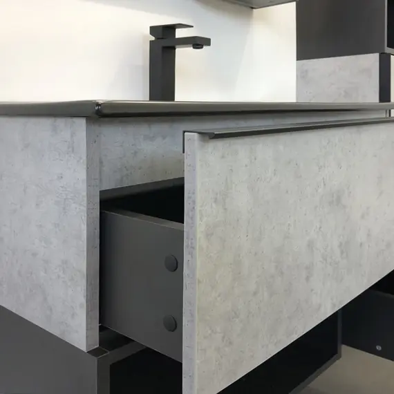 ТУМБА-УМЫВАЛЬНИК COMFORTY ФРАНКФУРТ-90 БЕТОН СВЕТЛЫЙ С РАКОВИНОЙ  COMFORTY 90E ЧЕРНАЯ МАТОВАЯ