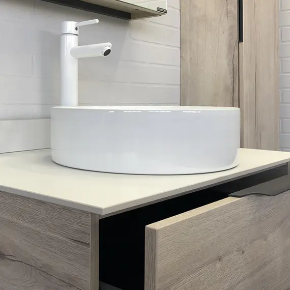 ТУМБА-УМЫВАЛЬНИК COMFORTY ПОРТО-75 ДУБ ДЫМЧАТЫЙ С БЕЛОЙ СТОЛЕШНИЦЕЙ C РАКОВИНОЙ COMFORTY 9110