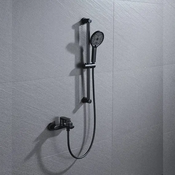 СМЕСИТЕЛЬ B&W UK8303B ДЛЯ ВАННЫ С ЛЕЙКОЙ И ШТАНГОЙ ЧЕРНЫЙ МАТОВЫЙ