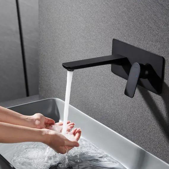 СМЕСИТЕЛЬ B&W UK8306B ДЛЯ РАКОВИНЫ ВСТРАИВАЕМЫЙ ЧЕРНЫЙ МАТОВЫЙ