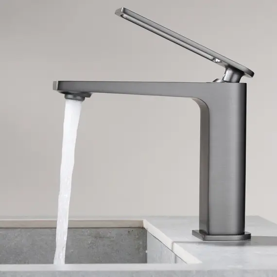 СМЕСИТЕЛЬ ДЛЯ РАКОВИНЫ B&W UK9901MG ВОРОНЕНАЯ СТАЛЬ