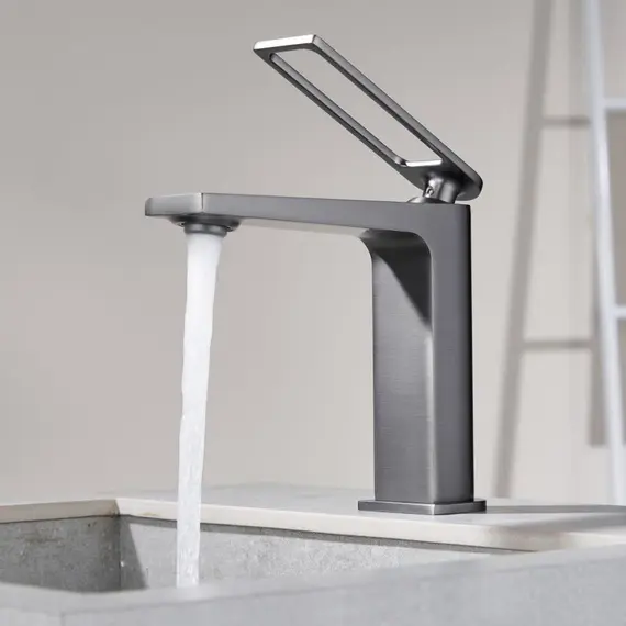 СМЕСИТЕЛЬ ДЛЯ РАКОВИНЫ B&W UK9901MG ВОРОНЕНАЯ СТАЛЬ