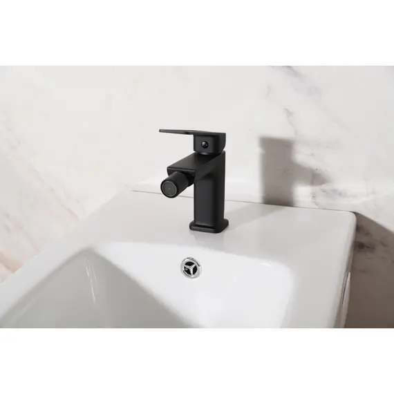 СМЕСИТЕЛЬ ДЛЯ БИДЕ GID NIAGARA L057-BM-B L057BMB ЧЕРНЫЙ МАТОВЫЙ