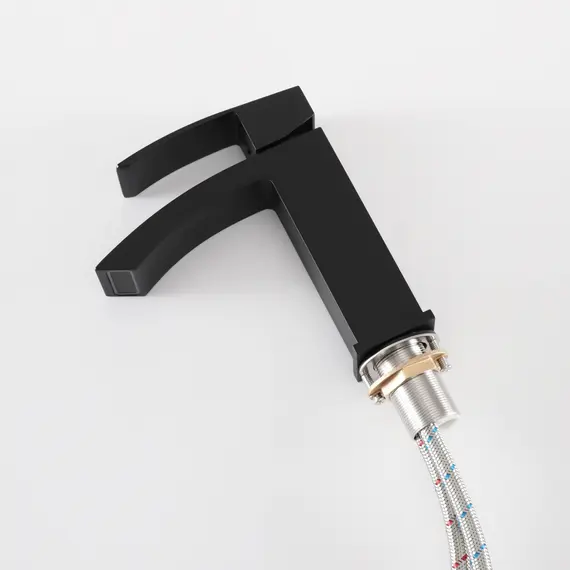 СМЕСИТЕЛЬ ДЛЯ РАКОВИНЫ GID VICTORIA L120-BM-K L120BMK ЧЕРНЫЙ МАТОВЫЙ