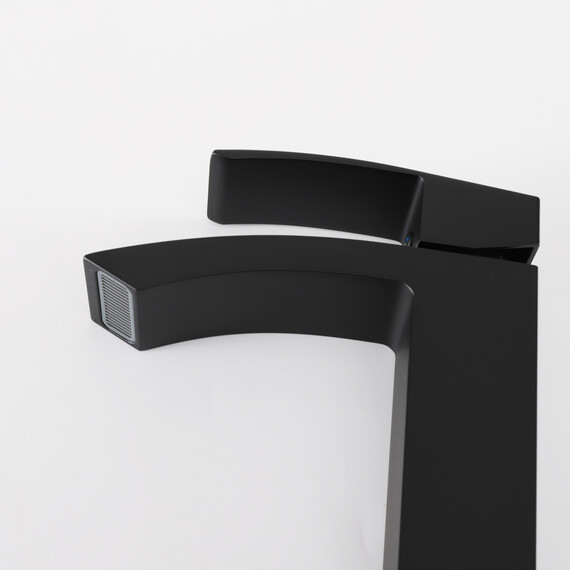 СМЕСИТЕЛЬ ДЛЯ РАКОВИНЫ GID VICTORIA L120-BM-K L120BMK ЧЕРНЫЙ МАТОВЫЙ