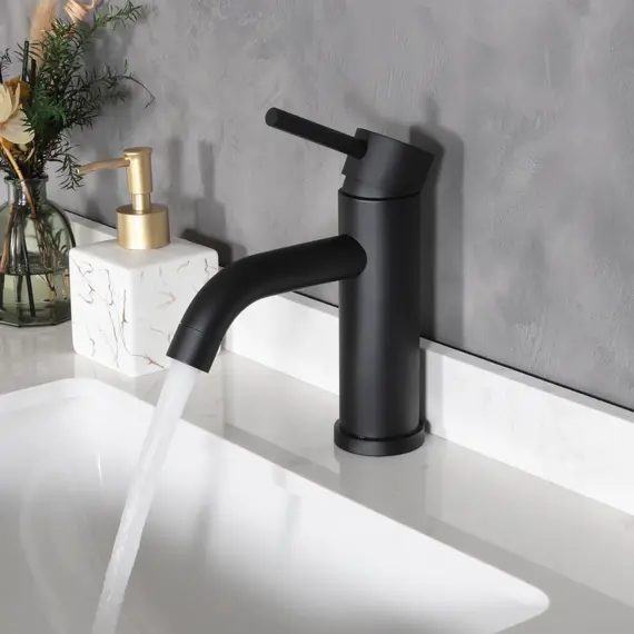 СМЕСИТЕЛЬ ДЛЯ РАКОВИНЫ GID INGA SS096-BM-K SS096BMK ЧЕРНЫЙ МАТОВЫЙ