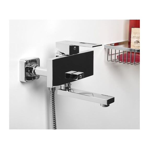 СМЕСИТЕЛЬ ДЛЯ ВАННЫ С КОРОТКИМ ИЗЛИВОМ WASSERKRAFT ALME 1501