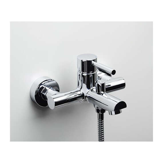 СМЕСИТЕЛЬ ДЛЯ ВАННЫ С КОРОТКИМ ИЗЛИВОМ WASSERKRAFT MAIN 4101