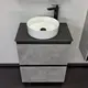ТУМБА-УМЫВАЛЬНИК COMFORTY ЭДИНБУРГ-60-Н БЕТОН СВЕТЛЫЙ С ЧЕРНОЙ СТОЛЕШНИЦЕЙ С ОТВЕРСТИЕМ ПОД СМЕСИТЕЛЬ, С РАКОВИНОЙ COMFORTY 9111